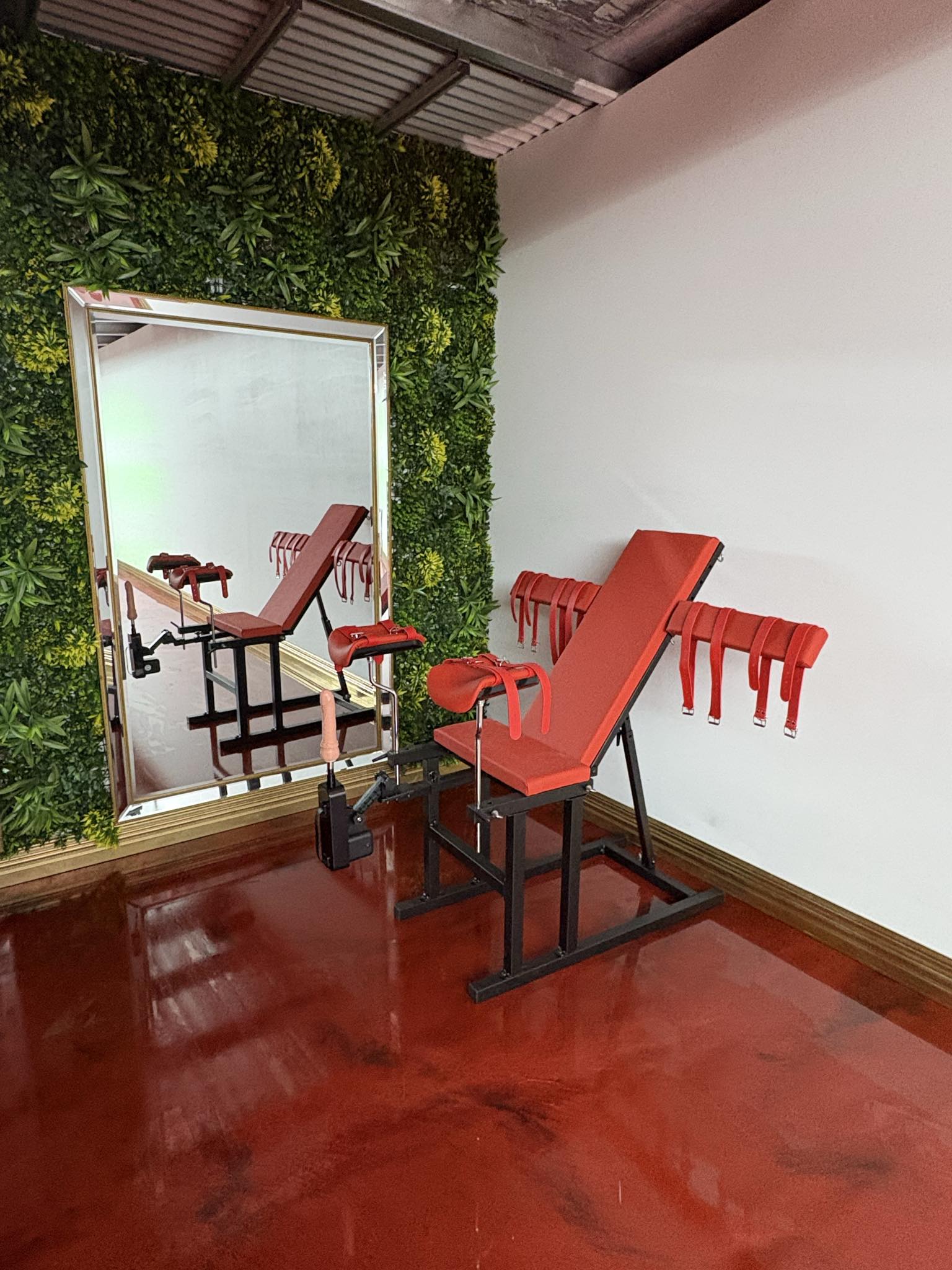 Extreme Bondage Chair