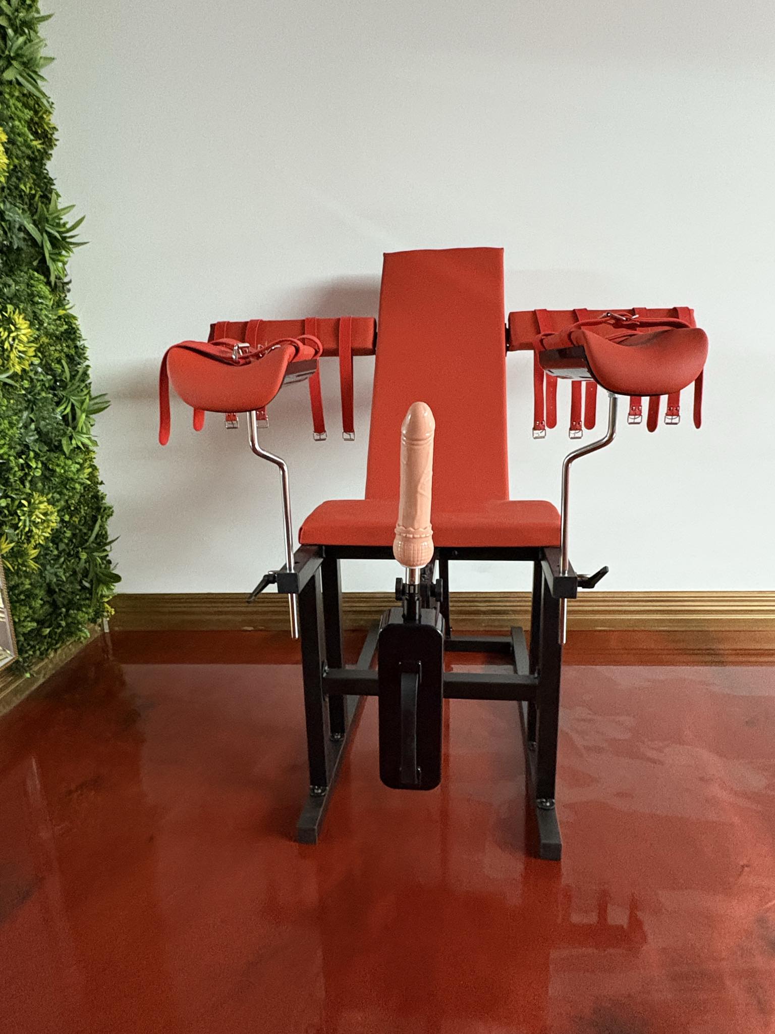 Extreme Bondage Chair