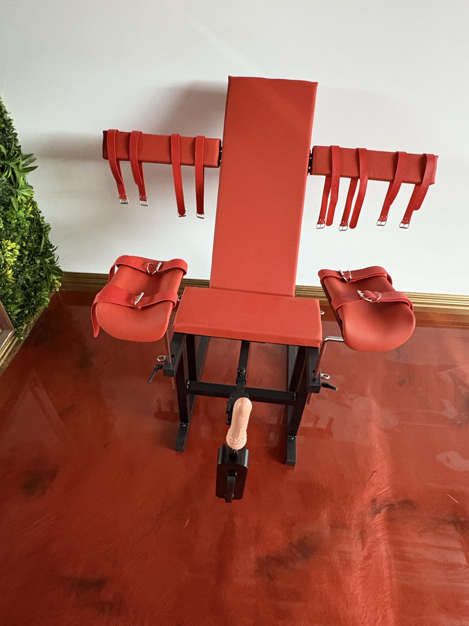 Extreme Bondage Chair